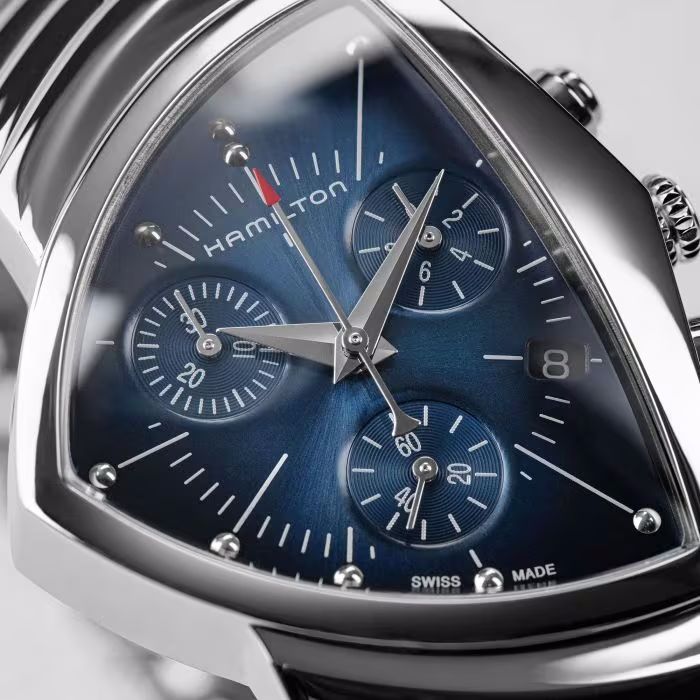 hamilton ventura chrono quartz