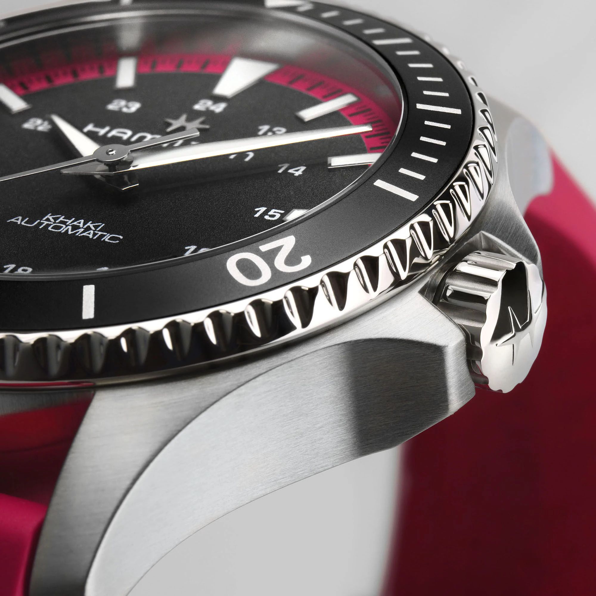 hamilton khaki navy scuba auto