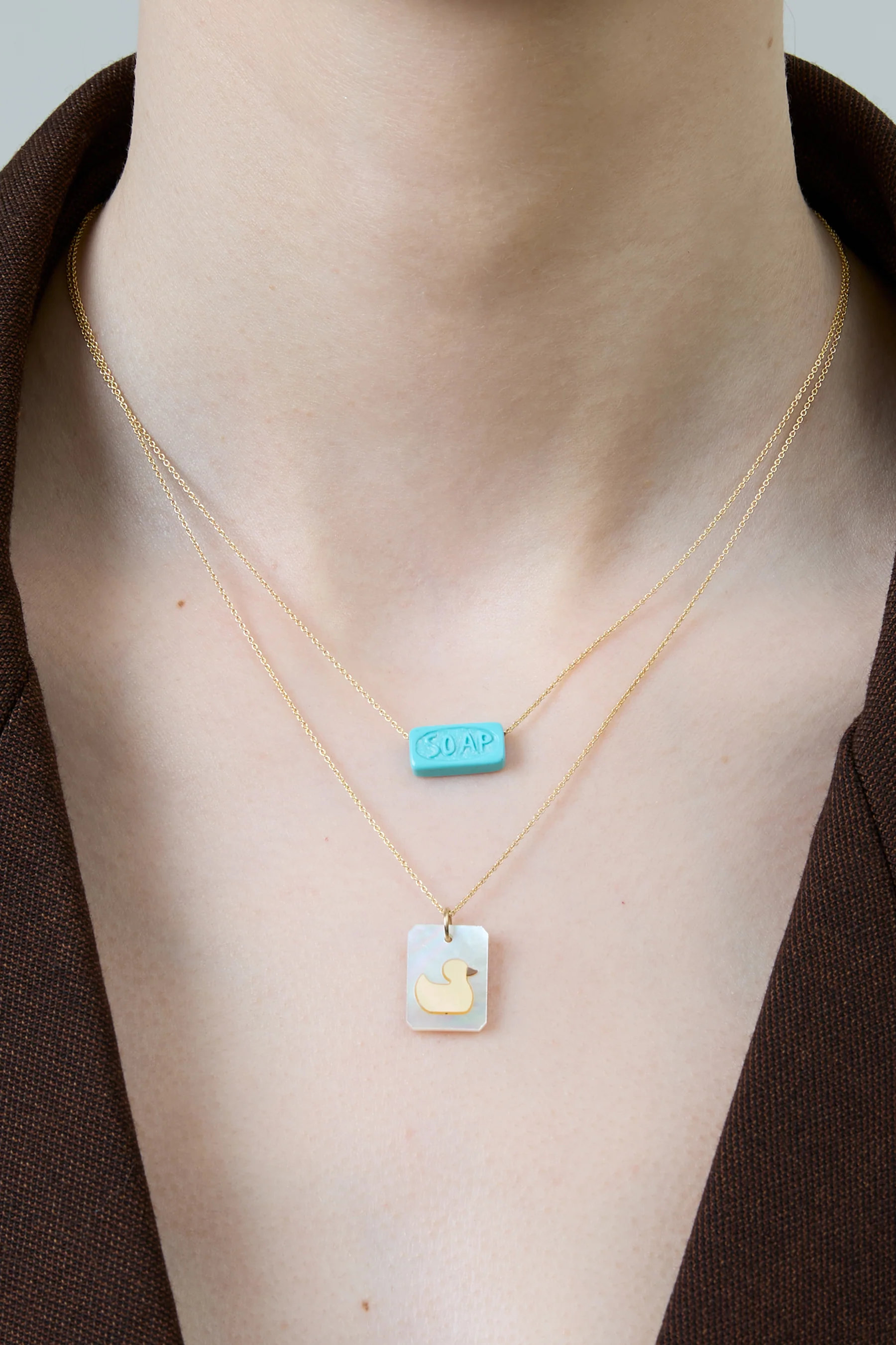 collana cameo patito madreperla