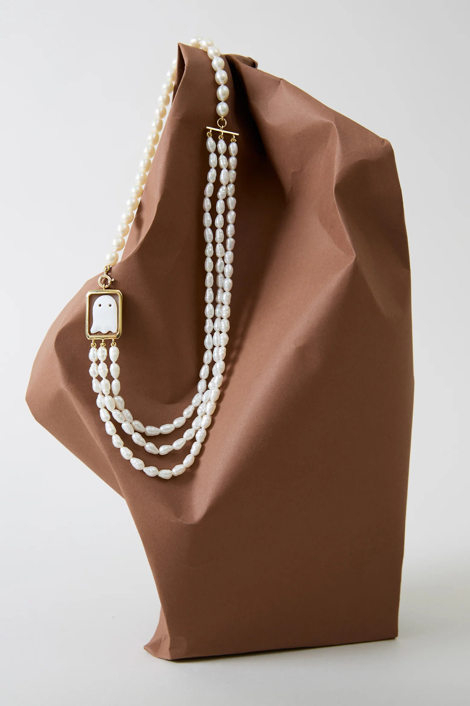 collana perle e cameo fantasma