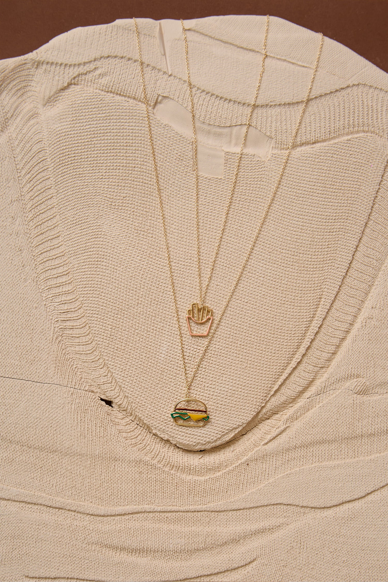 hamburger enamel collana